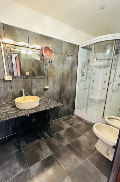 Apartamento de 2 dormitorios y 2 baños en Pocitos