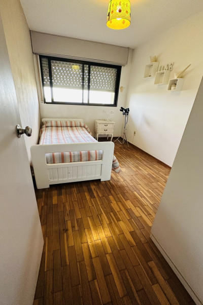 Apartamento de 3 dormitorios en barrio Goes
