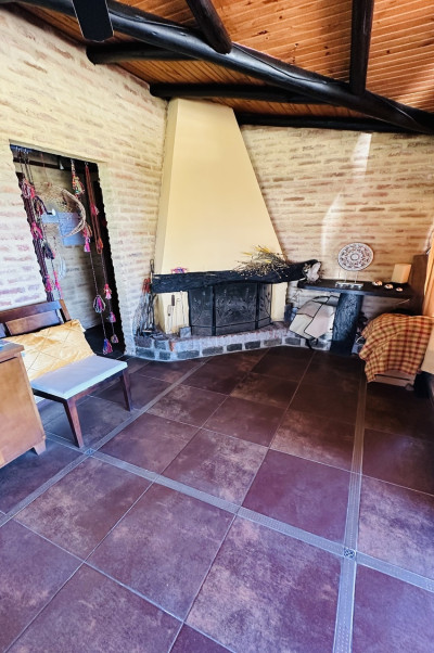 Casa amplia de 3 dormitorios y 3 baños en Playa Hermosa, Maldonado.